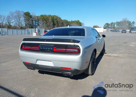 2022 Dodge Challenger R/T Scat Pack z USA, uszkodzony, nr VIN 2C3CDZFJ7NH260778